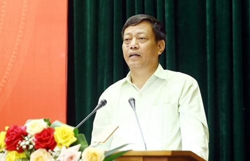 Bắc Giang: Khuyến khích cán bộ bị kỷ luật, uy tín giảm xin từ chức